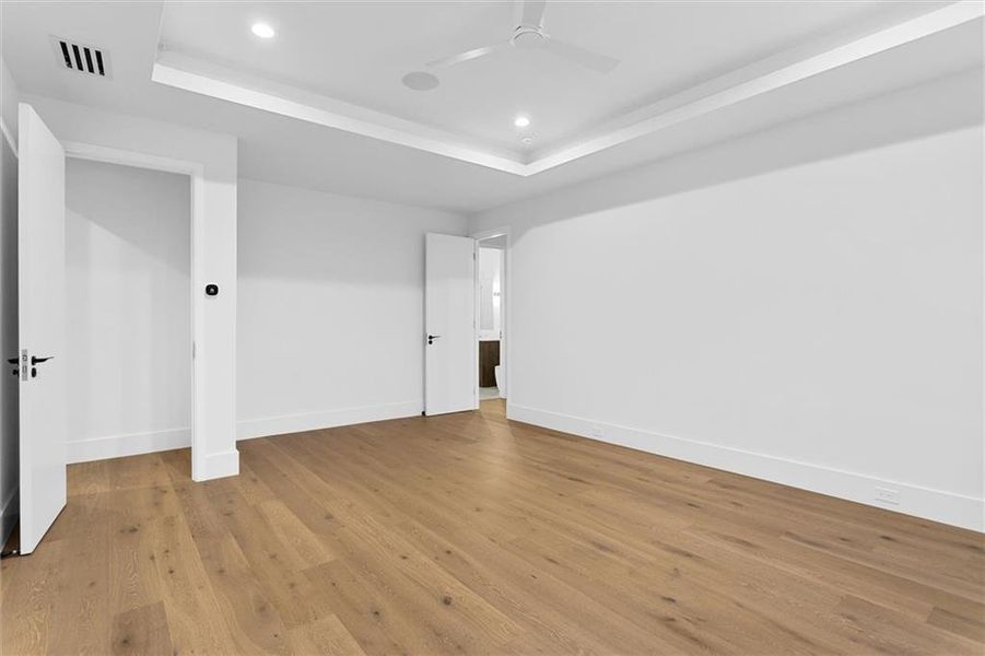 Spacious, unfurnished interior of a new home in , Sugar Hill (Image 60).