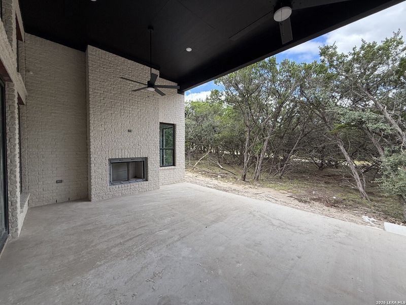 Exterior details and patio area of a home in Caliza Reserve, Boerne (Image 3).