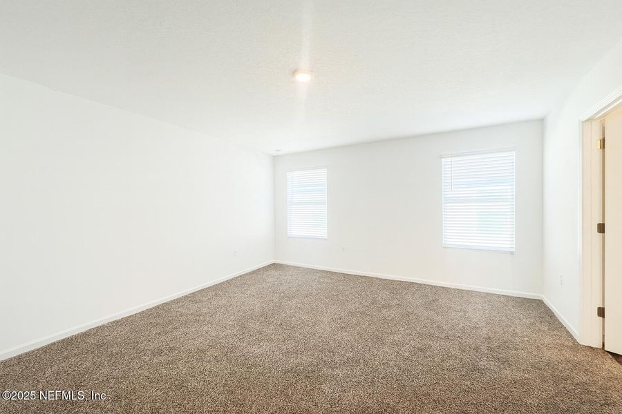 Spacious, unfurnished interior of a new home in The Arbors, Jacksonville (Image 13).