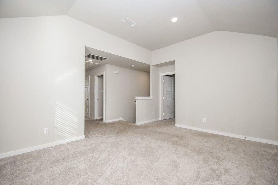 Spacious, unfurnished interior of a new home in Marvida, Cypress (Image 15).