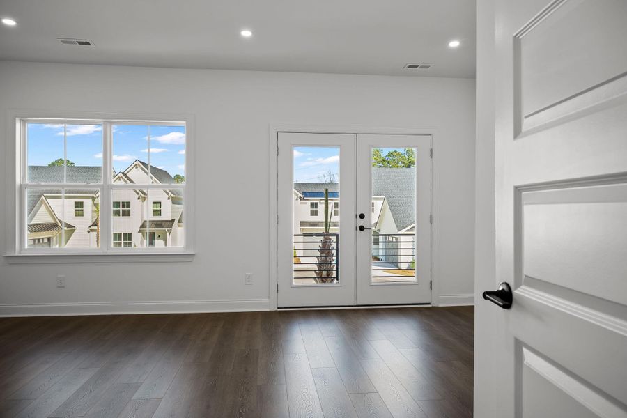 Spacious, unfurnished interior of a new home in , Johns Island (Image 17).