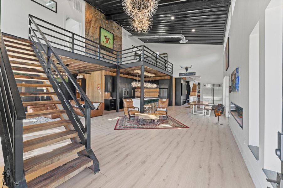 Image 47 of a home in .