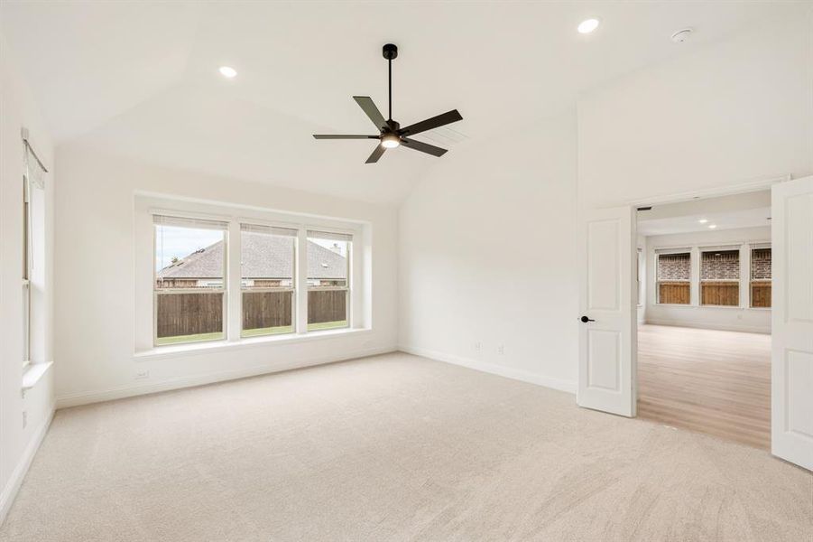 Spacious, unfurnished interior of a new home in West Crossing, Anna (Image 22).