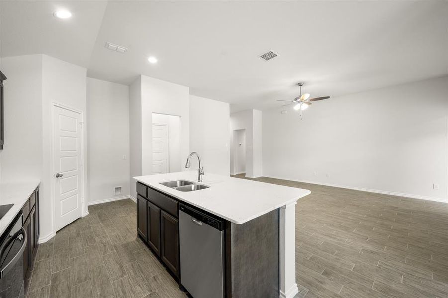 2629 Streamside- Kitchen-4 2629 Streamside- Kitchen-4