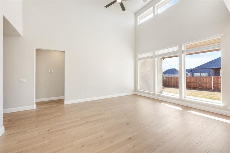Spacious, unfurnished interior of a new home in Timberbrook, Justin (Image 32).