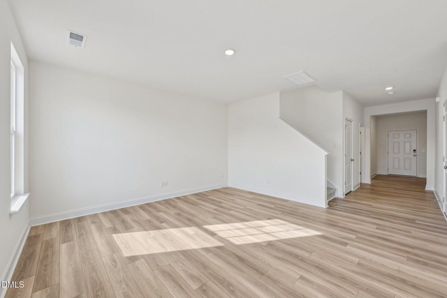 10-web-or-mls-Old Station Pointe-S0502-0