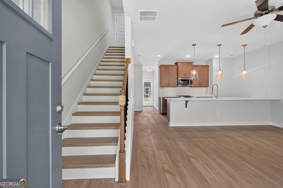 Spacious, unfurnished interior of a new home in The Cottages at East Lanier, Fayetteville (Image 9).