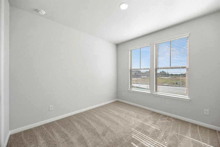 18-web-or-mls-3517-kingdom-dr 18-web-or-mls-3517-kingdom-dr