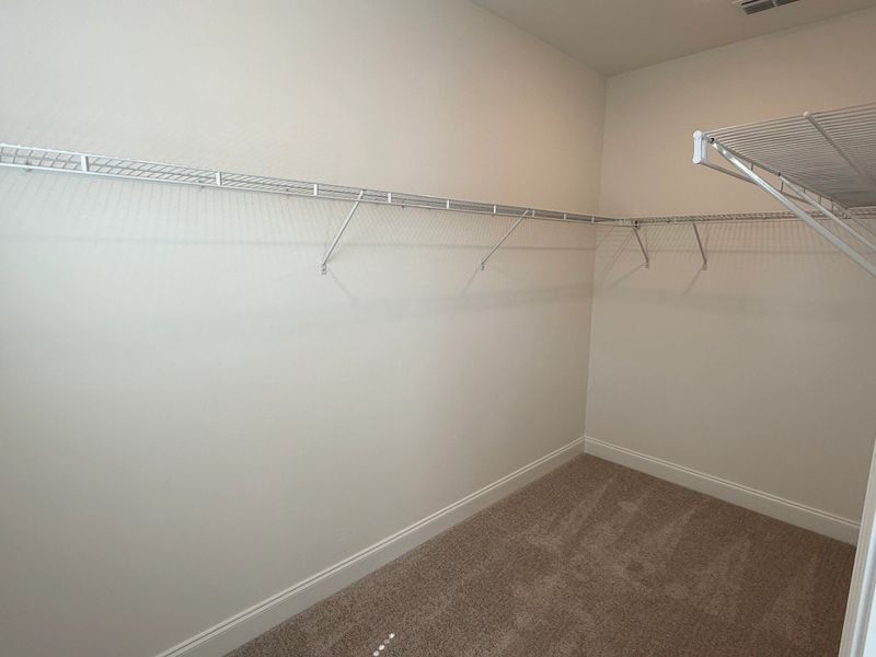 Spacious, unfurnished interior of a new home in Promenade at Clari Park, Murfreesboro (Image 11).