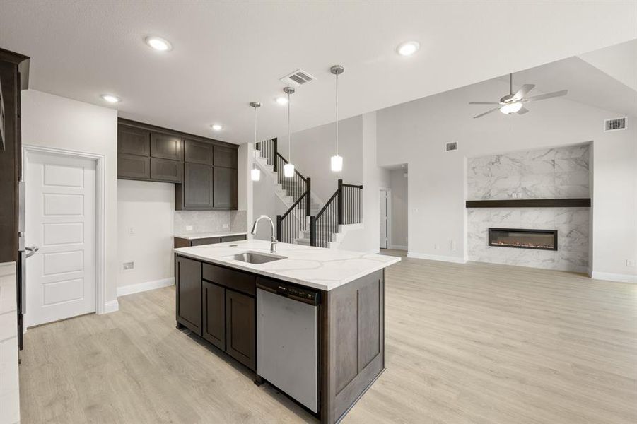 931 Richard Pittman- Kitchen-4 931 Richard Pittman- Kitchen-4