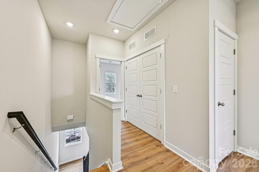 Spacious, unfurnished interior of a new home in Vanguard at Vermillion, Huntersville (Image 21). Spacious, unfurnished interior of a new home in Vanguard at Vermillion, Huntersville (Image 21).