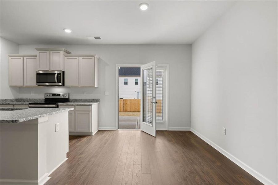 Image 38 of a home in Echo Glen.