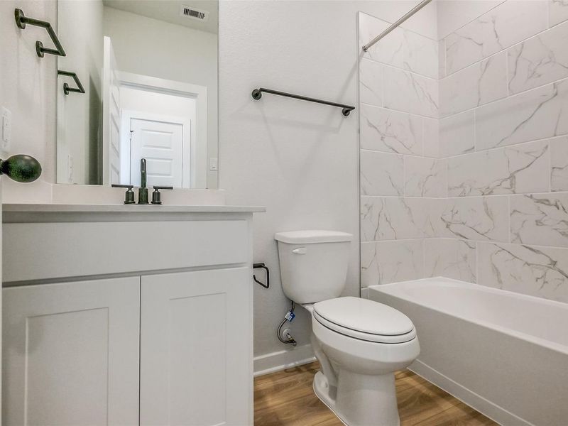 Furnished interior view inside a new home in Emberly, Beasley (Image 18).