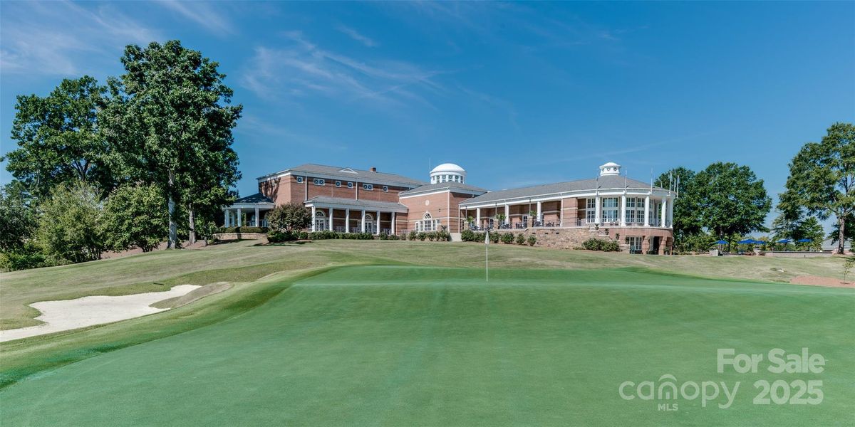 Image 12 of a home in . Image 12 of a home in .