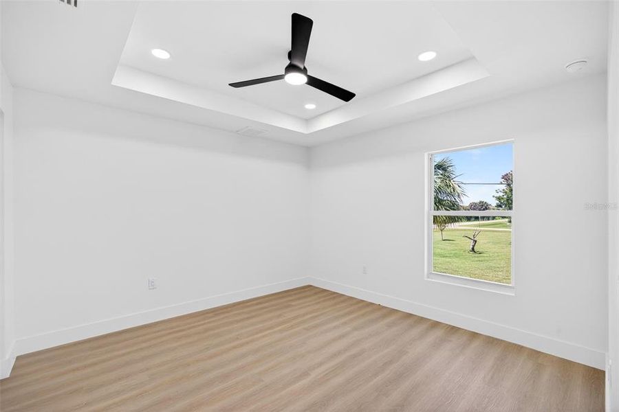 Spacious, unfurnished interior of a new home in , Punta Gorda (Image 34).