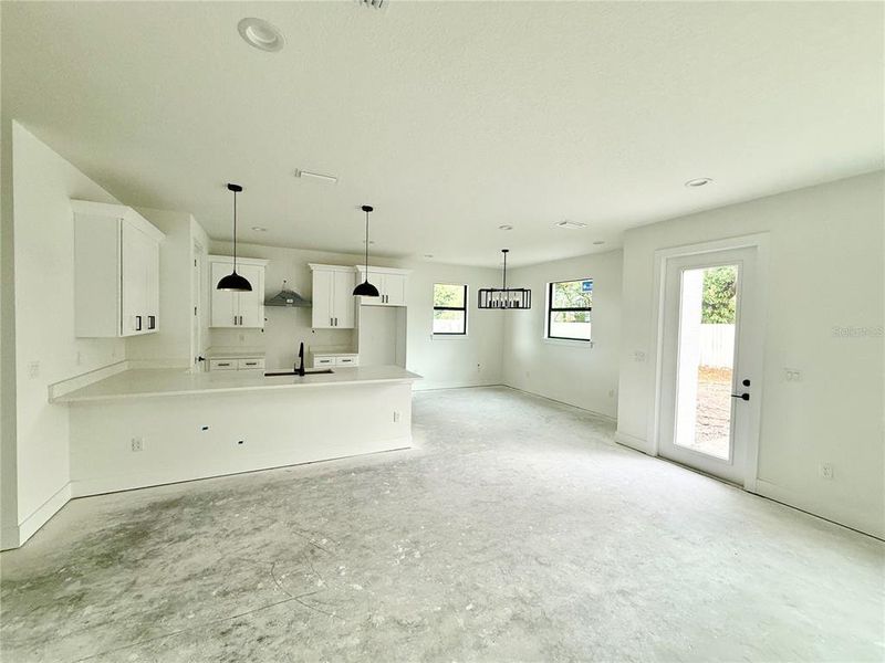 Image 19 of a home in .