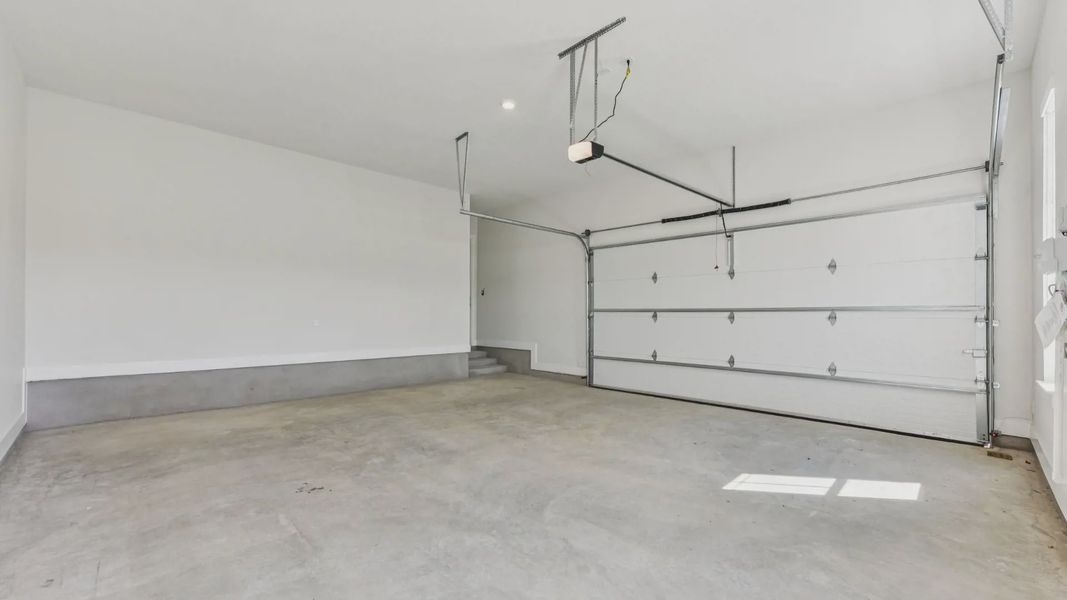 Representative unfurnished interior of a home built from the Garet by Chesmar Homes in Feathergrass, Florence (Image 24).