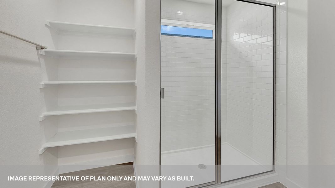 Representative interior finishes for a home built from the The Coleman by D.R. Horton in Sonoma Oaks, Fredericksburg (Image 14).