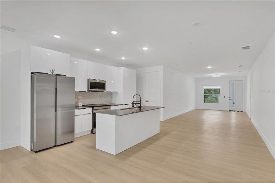 Image 44 of a home in .