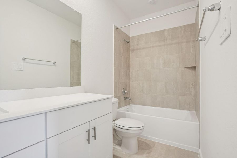 Furnished interior view inside a new home in Kemah Crossing - City Series, Kemah (Image 26).