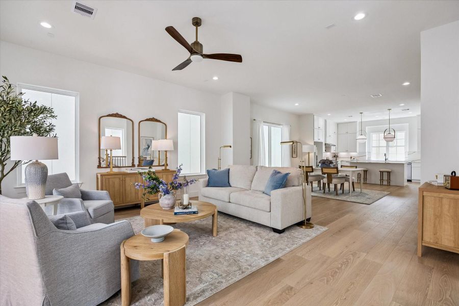 The open floor plan of the Ariana plan is designed for effortless entertaining and quality family living.