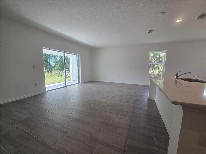 Spacious, unfurnished interior of a new home in Sky Lakes Towns, St. Cloud (Image 13). Spacious, unfurnished interior of a new home in Sky Lakes Towns, St. Cloud (Image 13).