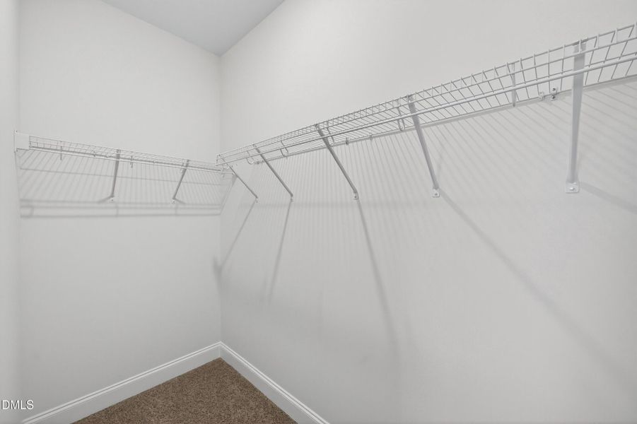 36 -140 w fountainhead lane, interior 36 -140 w fountainhead lane, interior