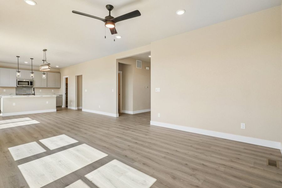 Spacious, unfurnished interior of a new home in The Glen, Colorado Springs (Image 19). Spacious, unfurnished interior of a new home in The Glen, Colorado Springs (Image 19).
