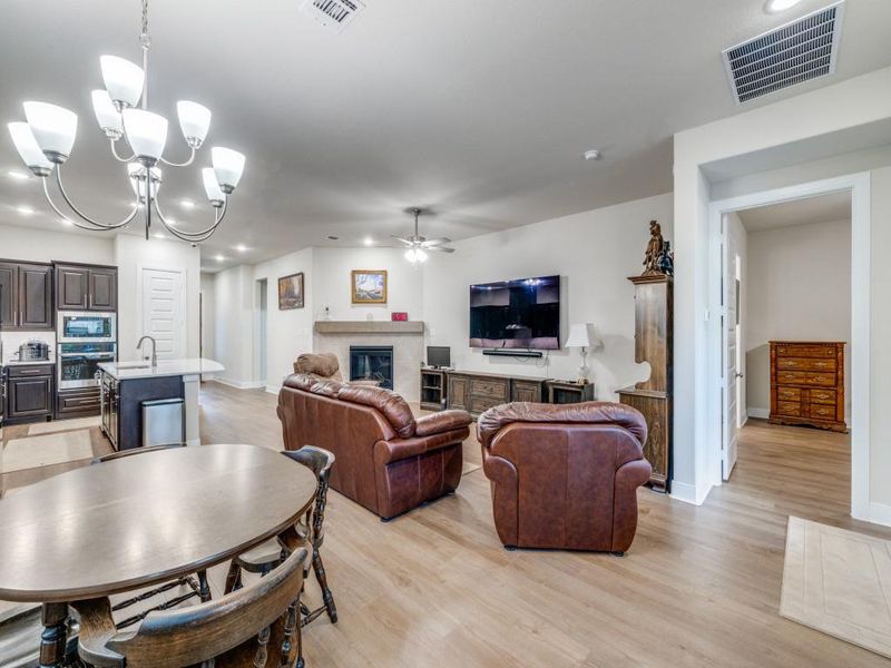 Huge living area, fireplace and plenty of room for oversized furniture.