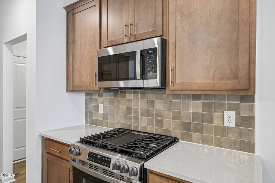 20-web-or-mls-N Harvest Rdg Wy-S2305-020