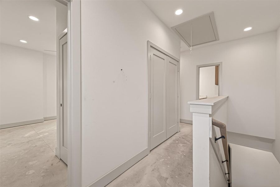 Spacious, unfurnished interior of a new home in , Houston (Image 18).