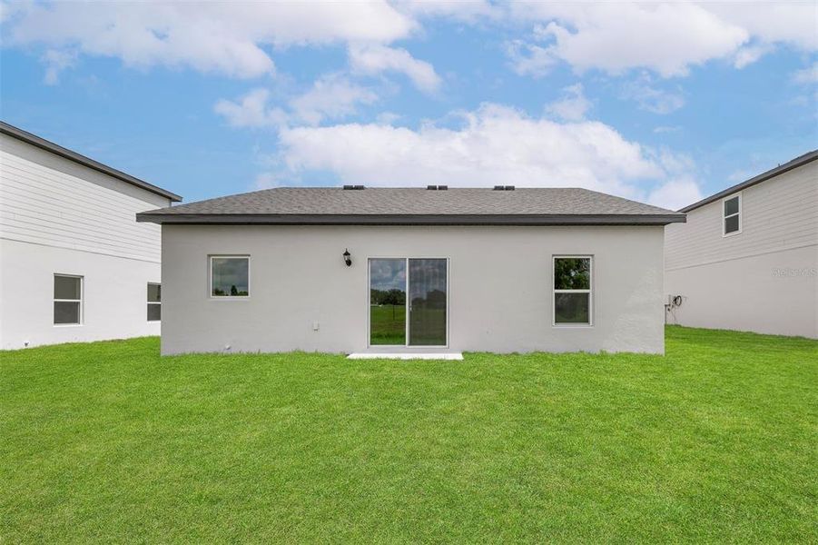 Exterior details and patio area of a home in Tula Parc, Astatula (Image 3). Exterior details and patio area of a home in Tula Parc, Astatula (Image 3).