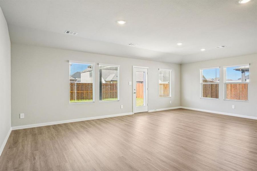 Photo is not of the actual home, but is an inspirational photo of builder’s model home and may depict options, furnishings, and/or decorator features that are not included.