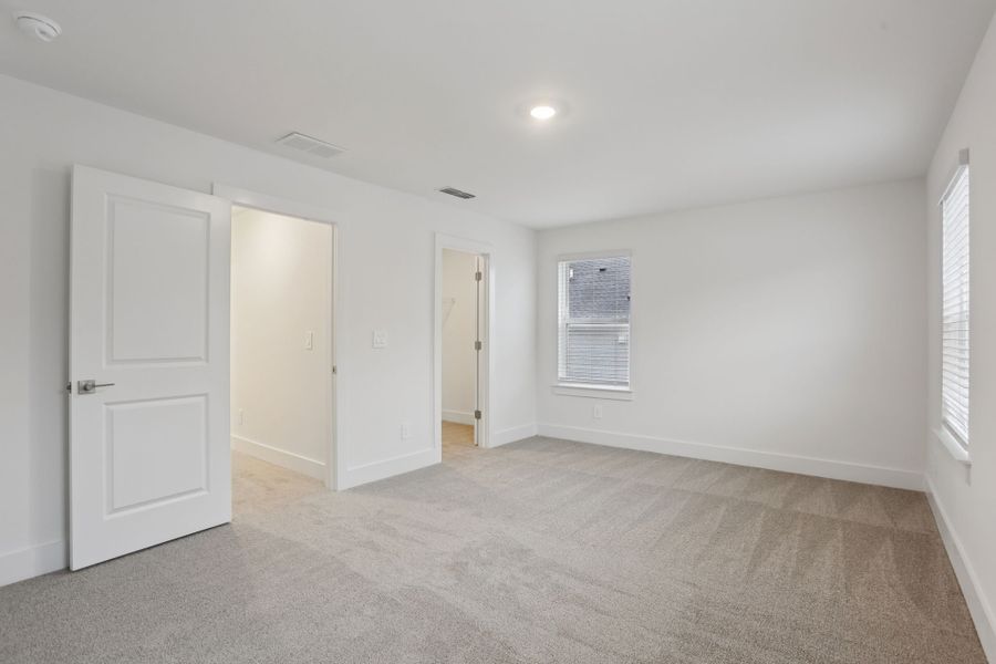 Spacious, unfurnished interior of a new home in Station Hill - Reserve Series, Franklin (Image 18).