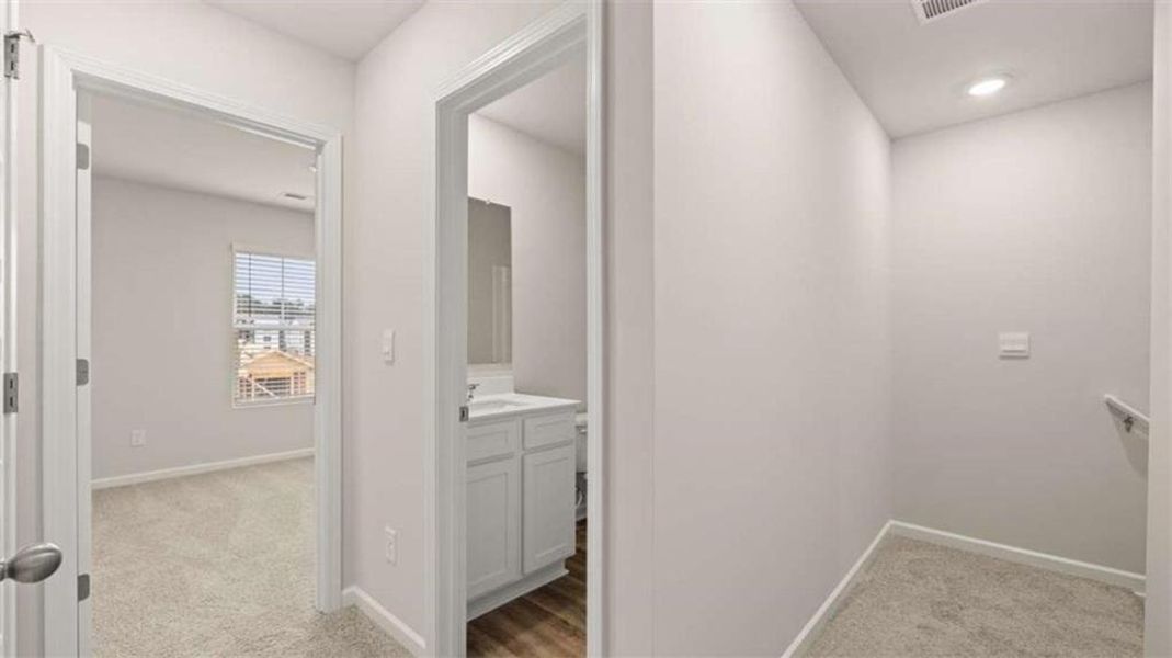 Image 34 of a home in WillowBrook.