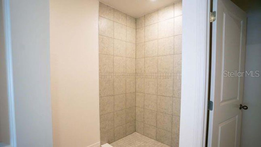 Close-up of interior finishes inside a home in Oakhaven Walk, Gainesville (Image 7).