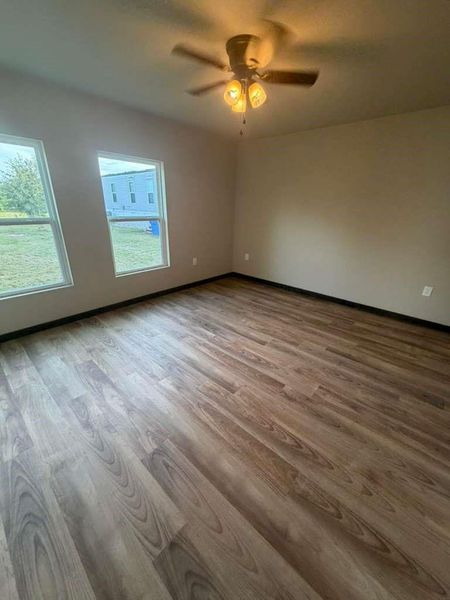 Spacious, unfurnished interior of a new home in , Cleveland (Image 7).