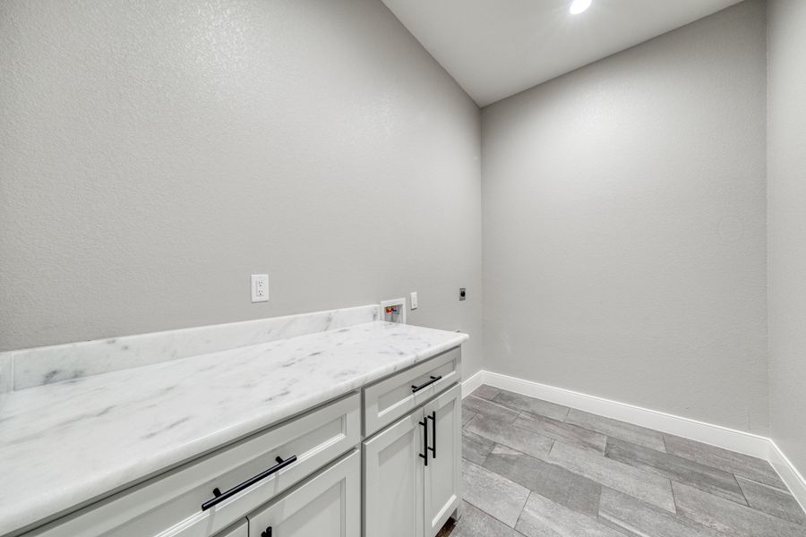 Image 103 representing the Lakeshore by Zeal Home Builders in Horizon Meadow Estates, Paradise, TX. Image 103 representing the Lakeshore by Zeal Home Builders in Horizon Meadow Estates, Paradise, TX.