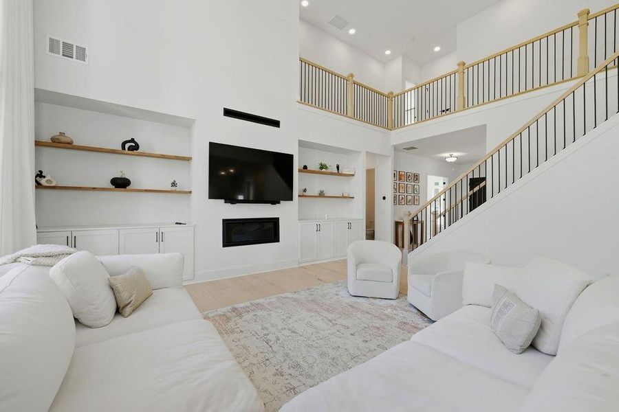 Furnished interior view inside a new home in , Woodstock (Image 35).