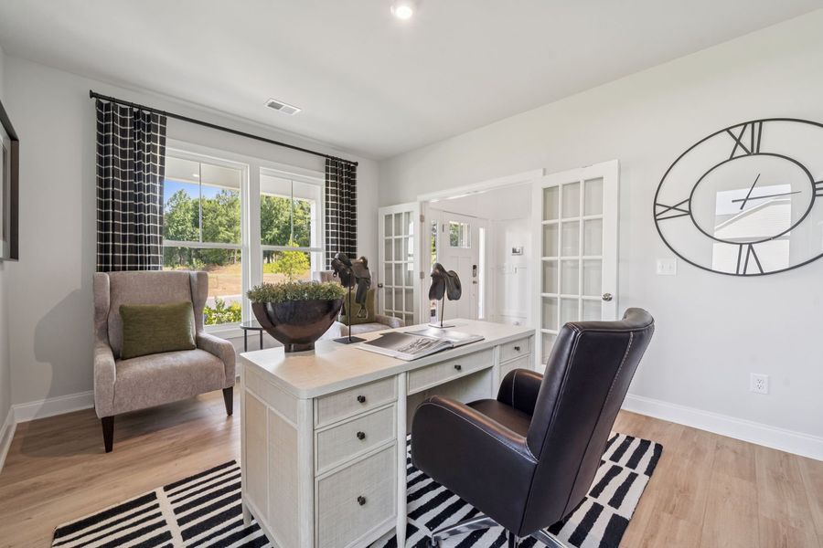 Representative furnished interior of a home built from the The Seneca by Stanley Martin Homes in Glenhurst, Matthews (Image 17).