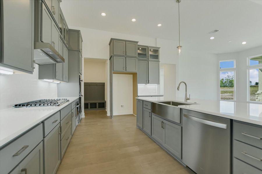 Representative furnished interior of a home built from the Vanderpool II by Giddens Homes in Whispering Wind, Bertram (Image 44).