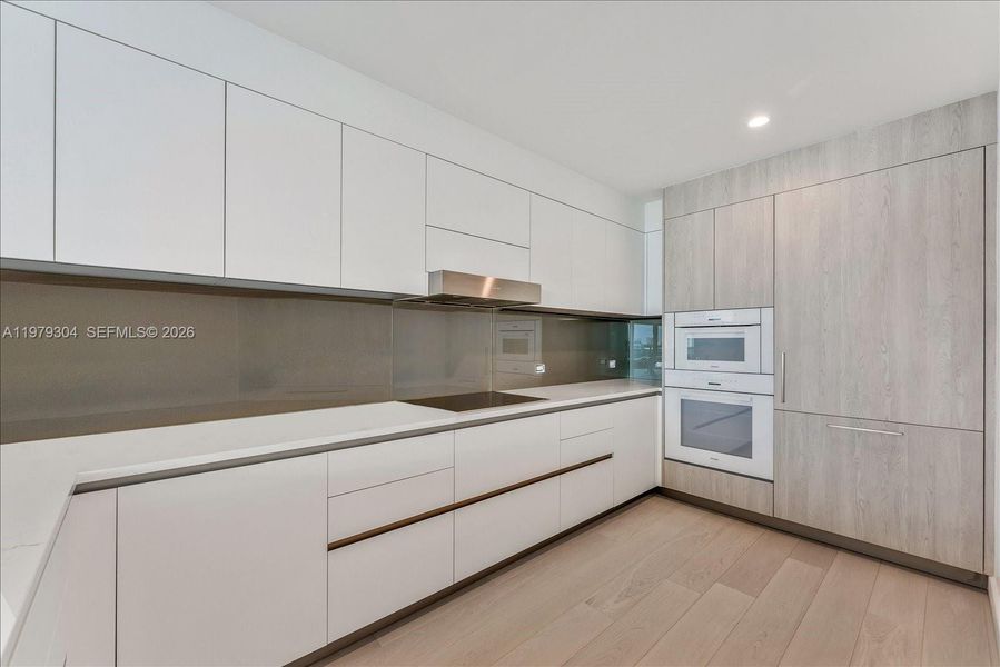 Furnished interior view inside a new home in , Bay Harbor Islands (Image 8).