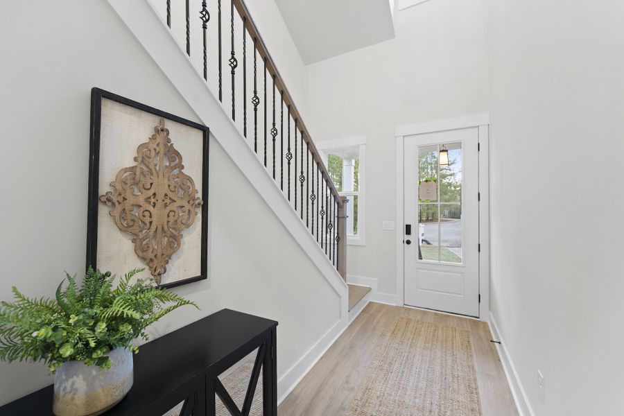 Representative furnished interior of a home built from the Madison by Hunter Quinn Homes in Beaufort County Homes, Beaufort (Image 4).