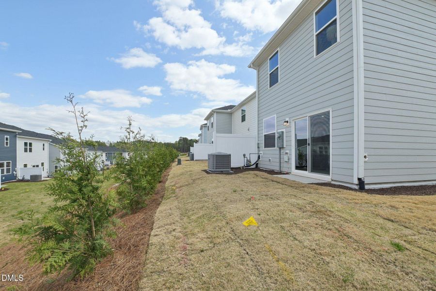 33-web-or-mls-2009 Oakdale Dr-S3103-033