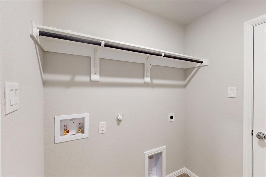 Spacious, unfurnished interior of a new home in Elevon, Lavon (Image 26).