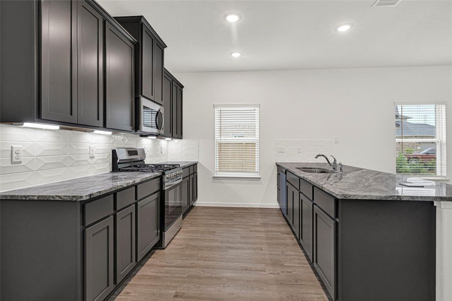 Furnished interior view inside a new home in Rollingbrook Estates, Baytown (Image 9). Furnished interior view inside a new home in Rollingbrook Estates, Baytown (Image 9).