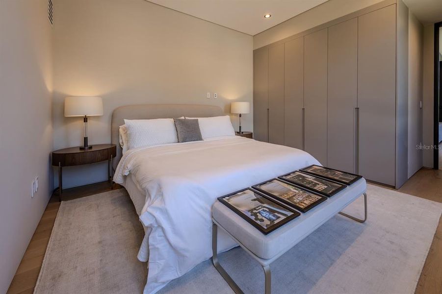 Furnished interior view inside a new home in , Windermere (Image 37).
