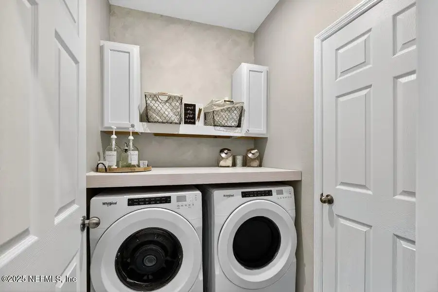 Furnished interior view inside a new home in Sandridge Hills, Green Cove Springs (Image 11).