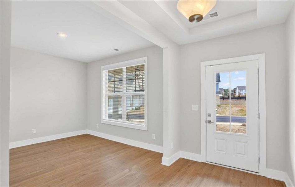 Spacious, unfurnished interior of a new home in , Stockbridge (Image 14).