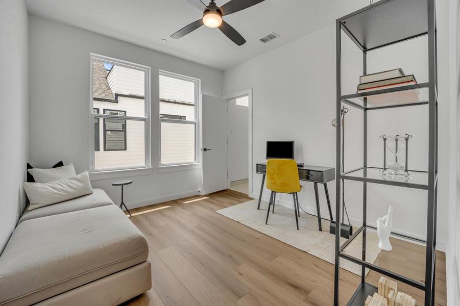 Furnished interior view inside a new home in , Dallas (Image 22).